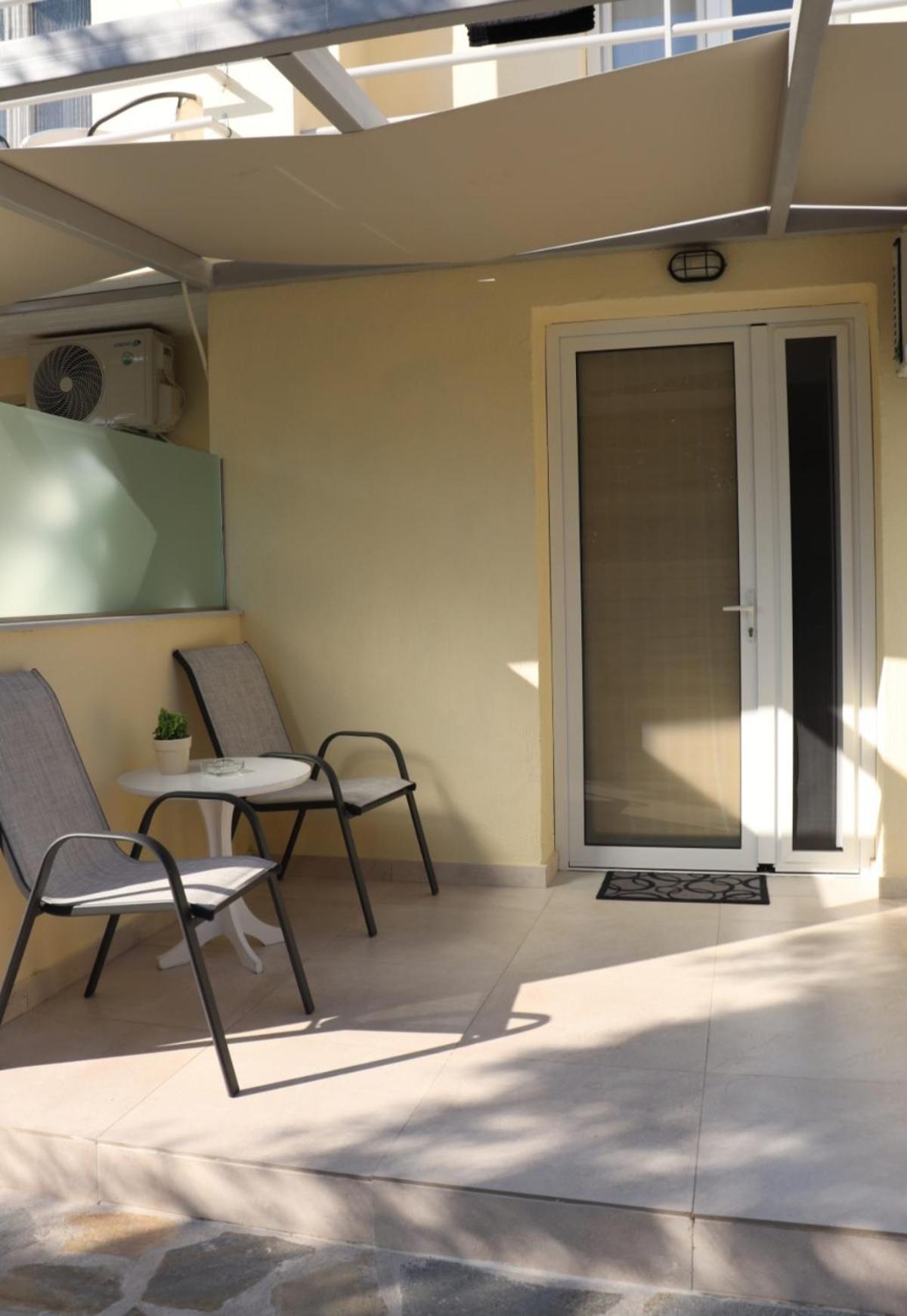 Fiosal Apartments 1 Скиатос Екстериор снимка